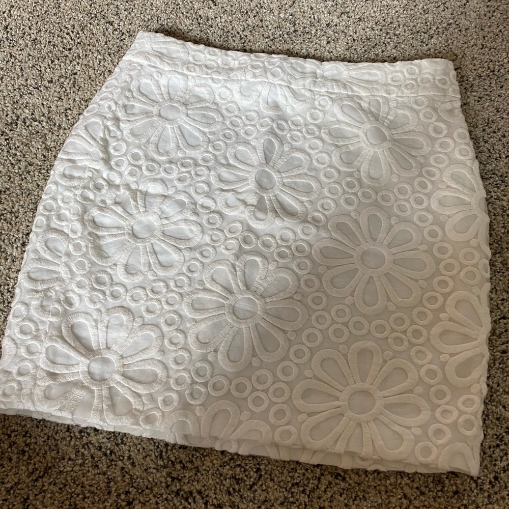 White Floral-Design Pencil Skirt